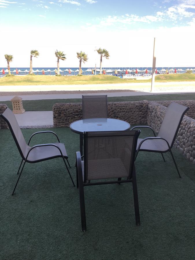 Chalet Porto South Beach - Beach Front Sea View Αΐν Σούχνα Εξωτερικό φωτογραφία
